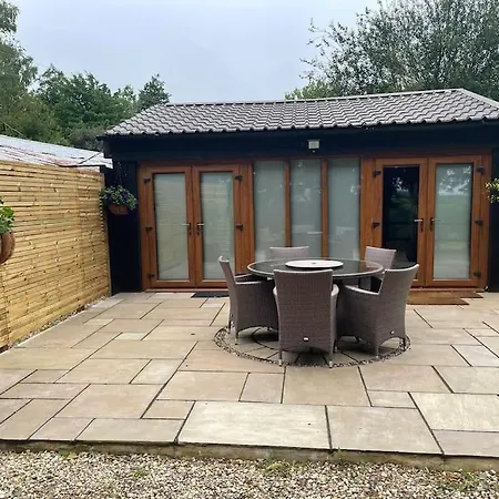 Converted Barn One Bedroom Studio Glamping Horspath Exterior photo